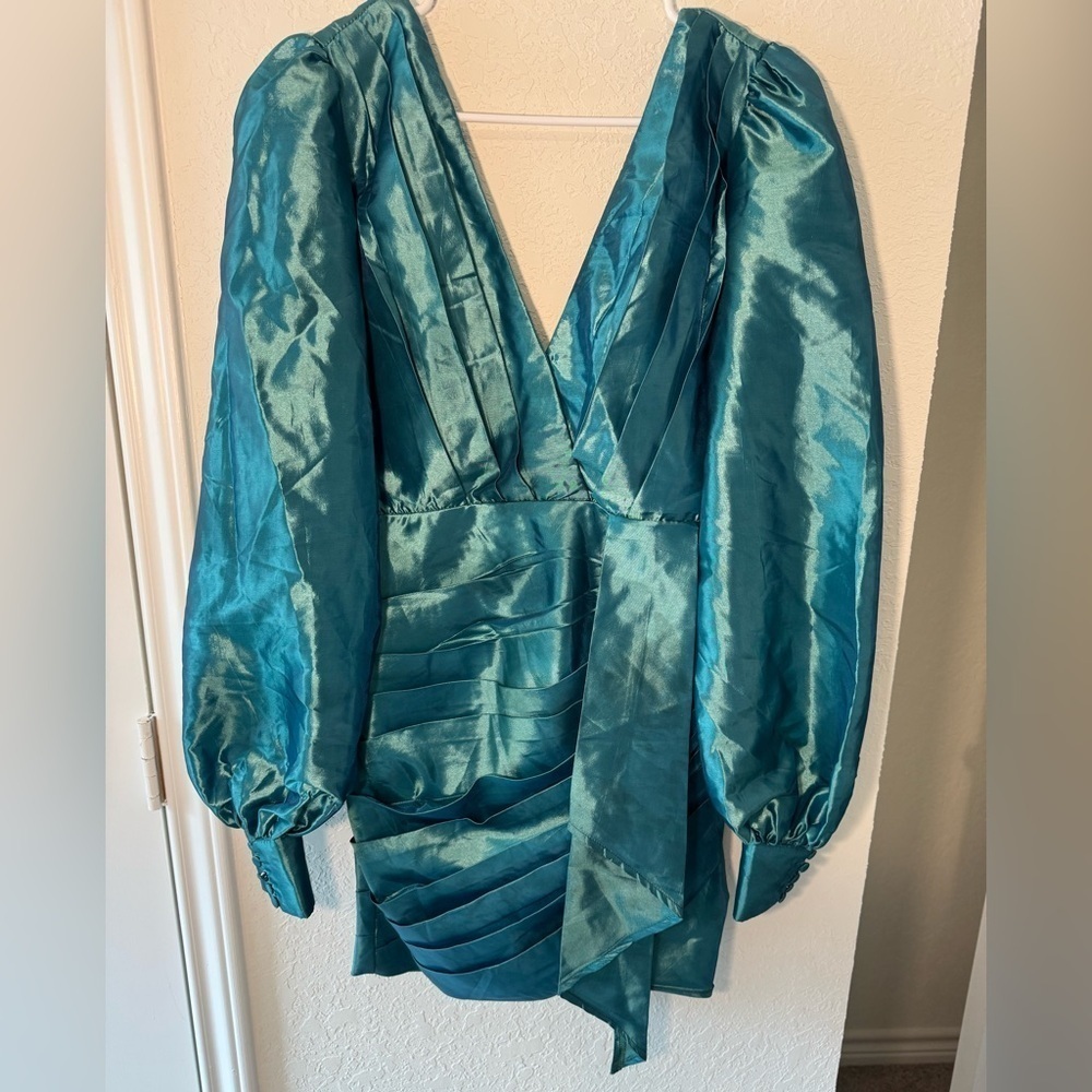 Alamour The Label Teal Long Sleeve Tiered Satin Like Mini Dress Womens Medium